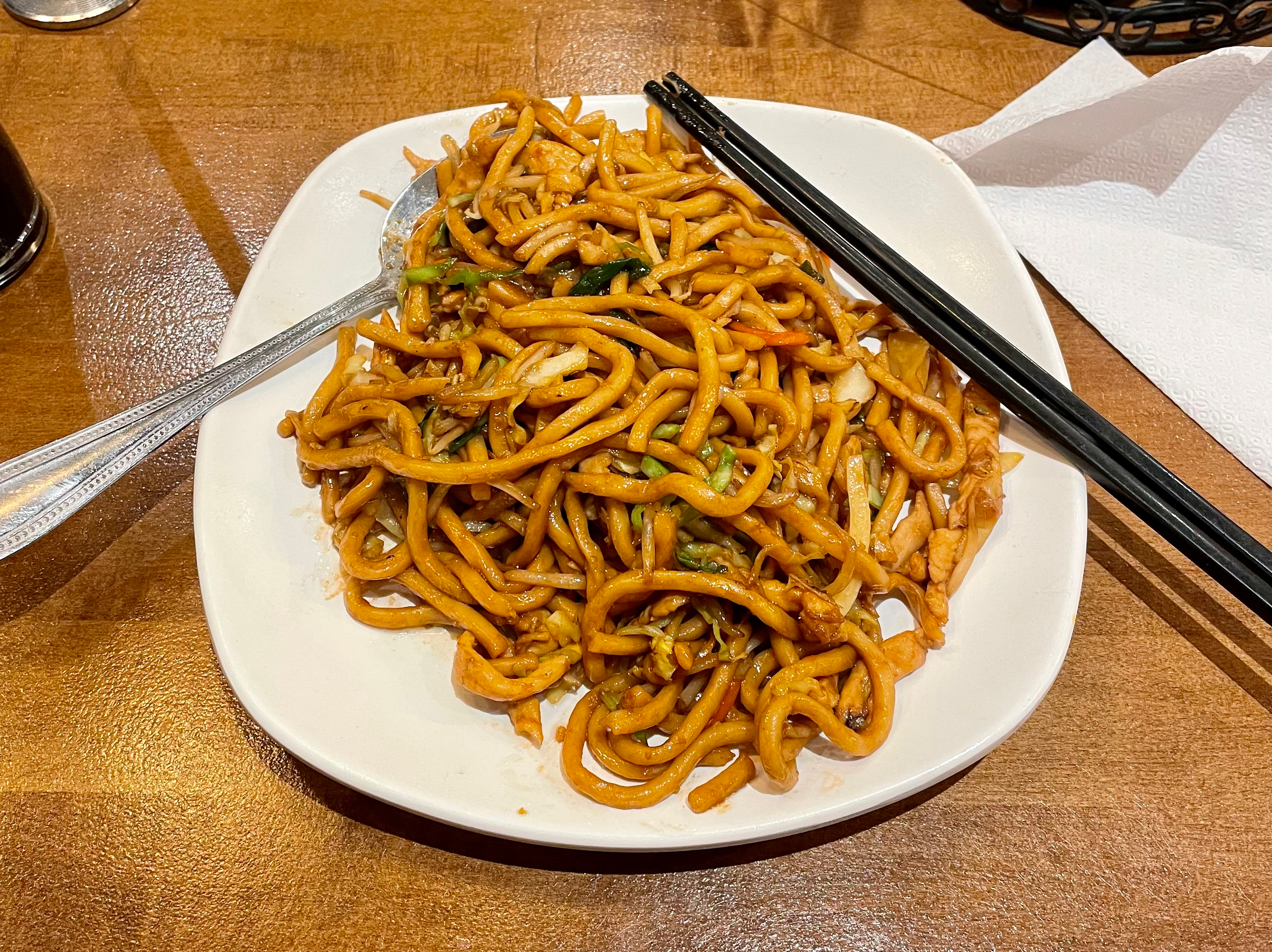 家常炒麵 / House Fried Noodle; $13.99