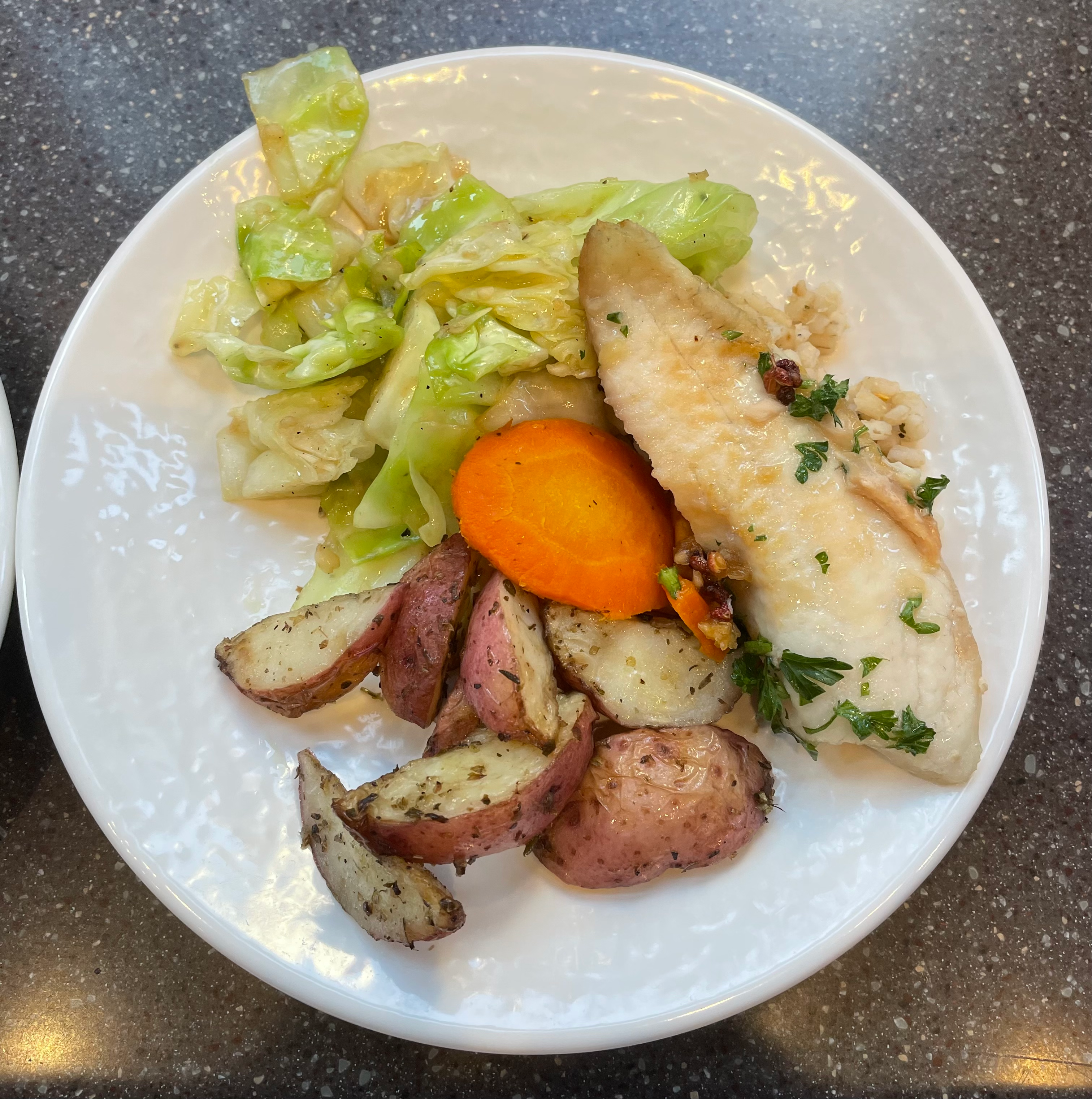Fish, butter cabbage, carrots, potatoes